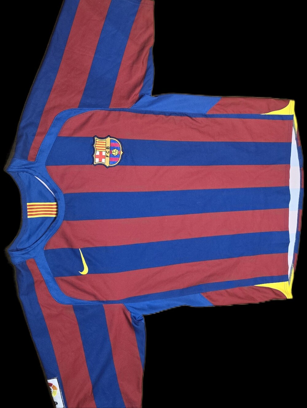 2005 - 2006 Fubal Club Barcelona Blue & Red #3 - Picture 4 of 7